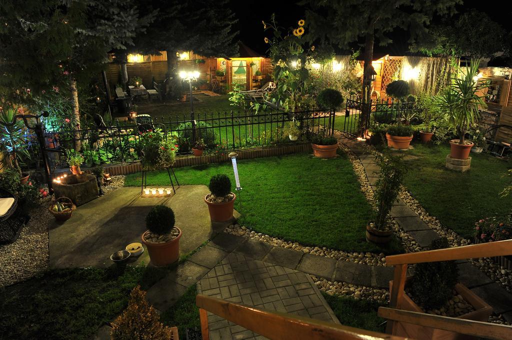 Sopron Eszter Apartman Luaran gambar