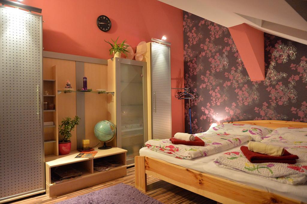 Sopron Eszter Apartman Apartment Luaran gambar