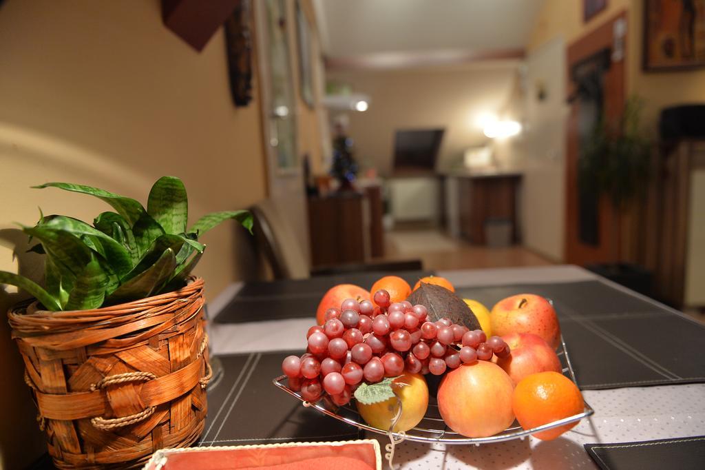 Sopron Eszter Apartman Luaran gambar